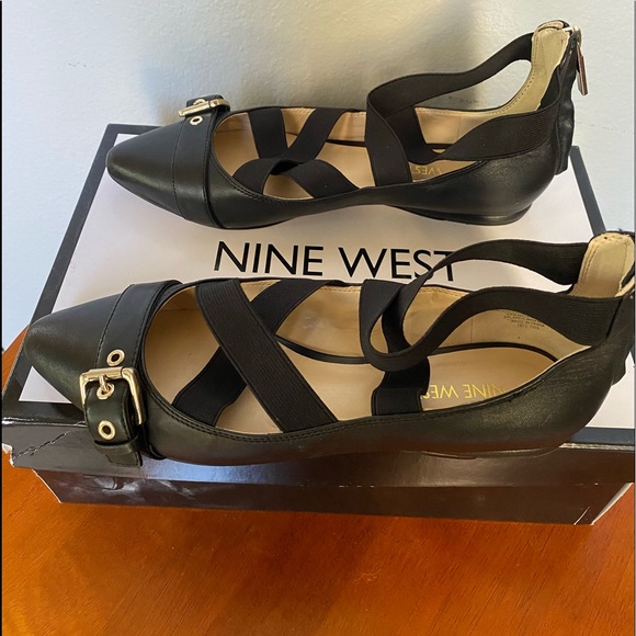 ♥️ NINE WEST BALLERINA FLAT SANDALS - Picture 3 of 10